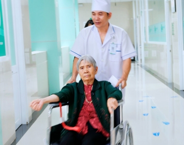 TRUNG TÂM ĐIỀU DƯỠNG - CHĂM SÓC NGƯỜI CAO TUỔI, TRẺ KHUYẾT TẬT, PHỤC HỒI CHỨC NĂNG