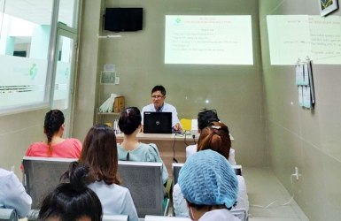 Tập huấn lớp tiền sản cho khách hàng